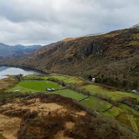 Bryn Dinas Camping Pods Ltd. Hotel Beddgelert Eksteriør billede