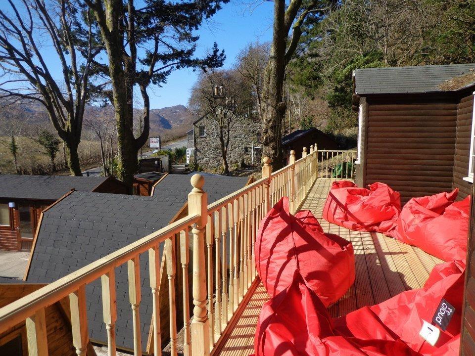 Bryn Dinas Camping Pods Ltd. Hotel Beddgelert Eksteriør billede